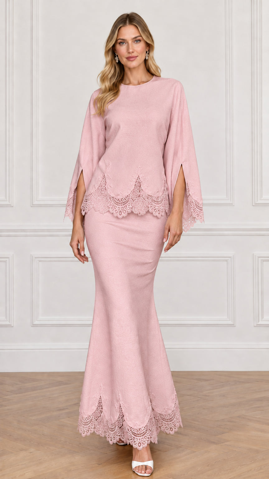 Dusty pink split sleeve top and matching lace hem mermaid maxi skirt